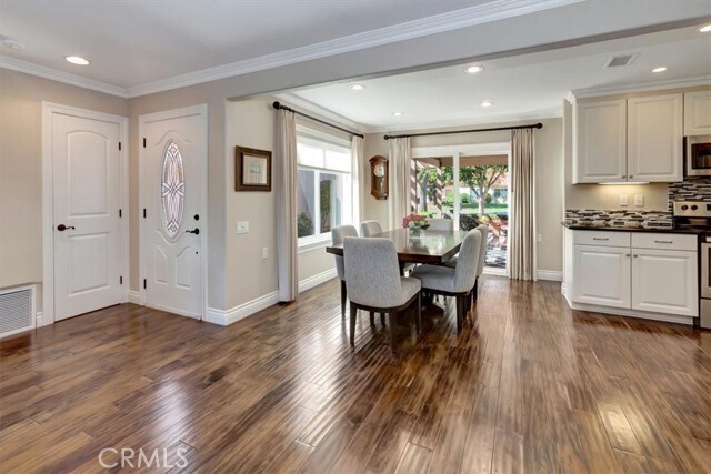 Foto del edificio - 5336 Bahia Blanca W