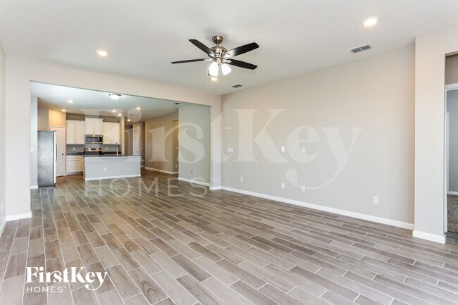 Building Photo - 1633 Mathews Manor Dr