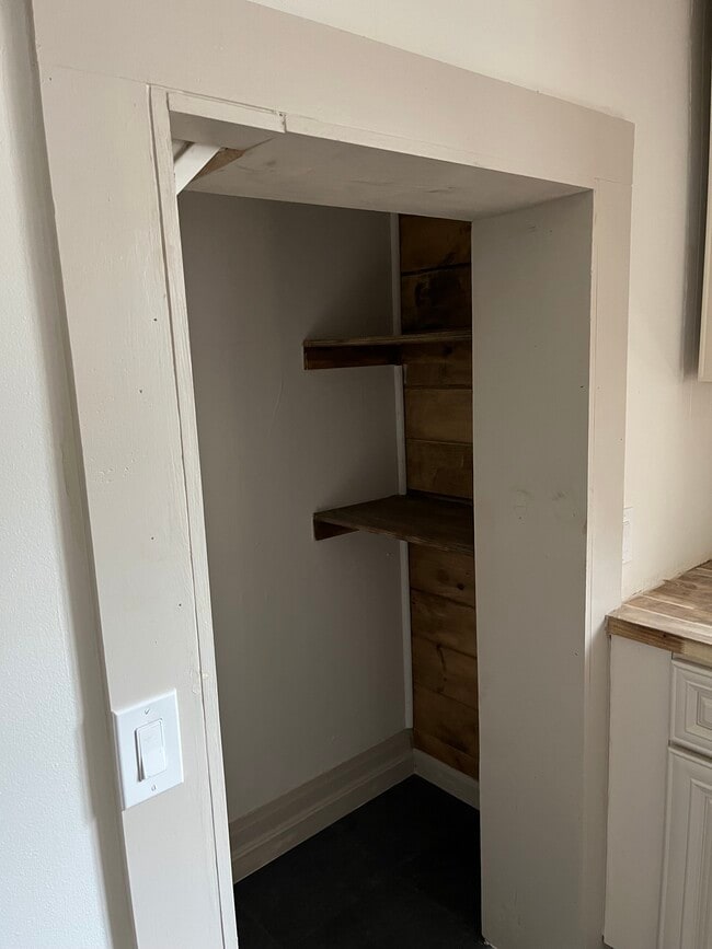 Walking in small appliance closet - 1400 Titus Ave