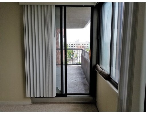 Foto del edificio - 77 Adams St