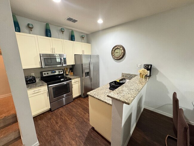 Building Photo - Exceptional Townhome in West Lucaya Village — Minutes from Walt Disney World