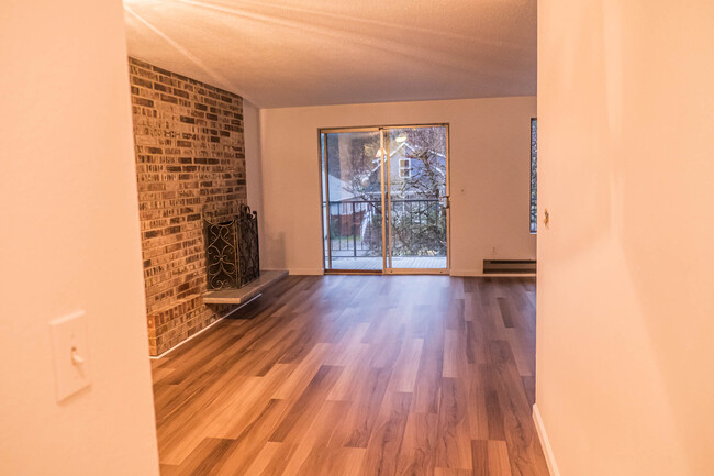Foto del edificio - 15645 42nd Ave S