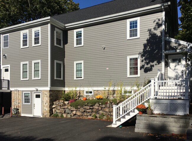 27 Page St., Apt.#2 - 27 Page St