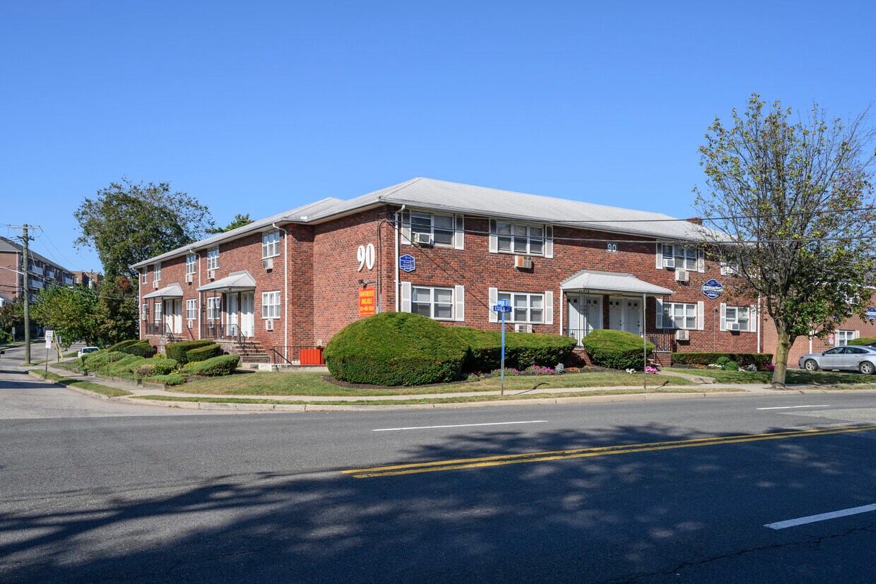 Essex Gardens Apartments Hackensack, NJ