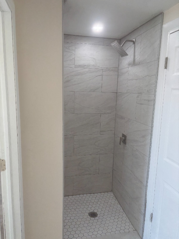 Building Photo - 90 W Cowles St