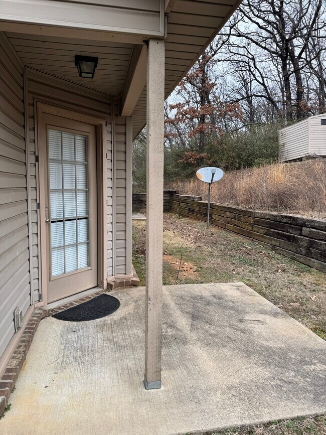 Foto del edificio - 3825 Old Jenny Lind Rd