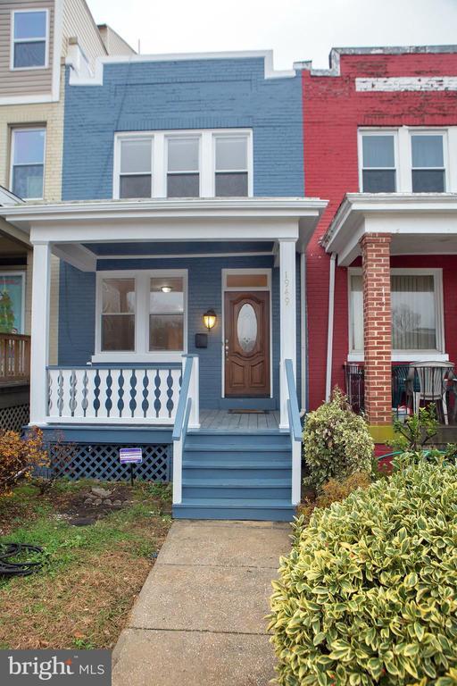 Building Photo - 1949 H St NE