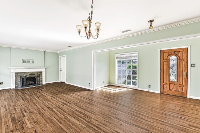 Foto del edificio - 6749 E Stearns St