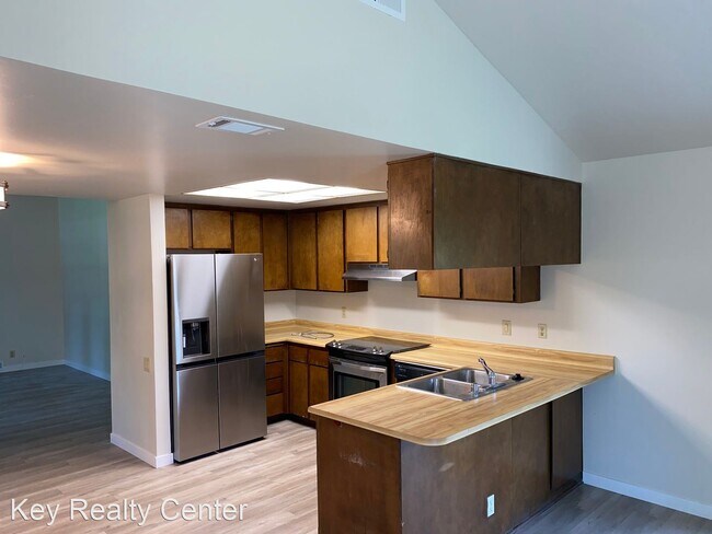 Building Photo - 3 br, 2 bath House - 2720 Summerfield Drive