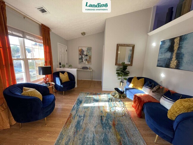 Foto del edificio - 215 Oak Grove Ln