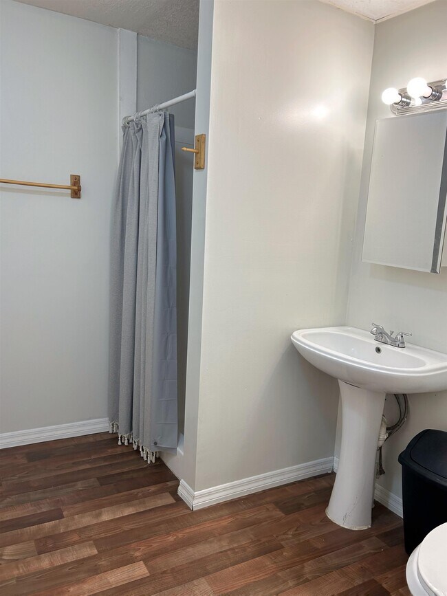 Foto del edificio - 196 Phoenetia Dr