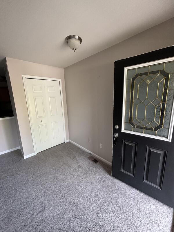 13033 Turnberry, Southgate, MI 48195 Condo for Rent in Southgate, MI