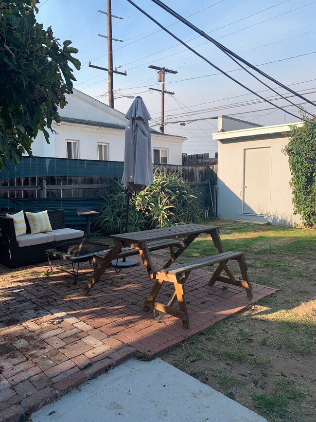 Building Photo - 1923 19th St