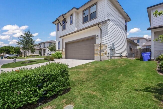Building Photo - 15215 Kookaburra Path