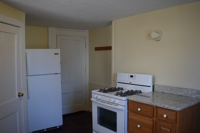 Building Photo - 55 Mendon St