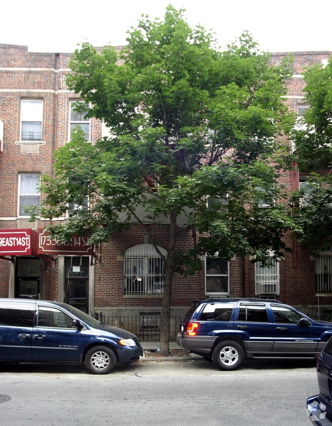 Primary Photo - 1733 E 14th St