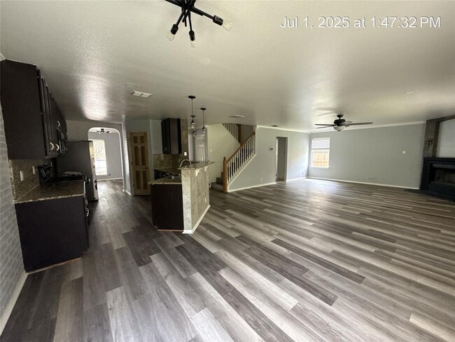 Building Photo - 518 Pecos Cir