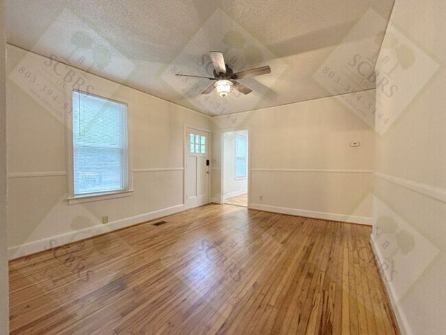 Foto del edificio - Charming 2-Bedroom Home in Rosewood Neighborhood