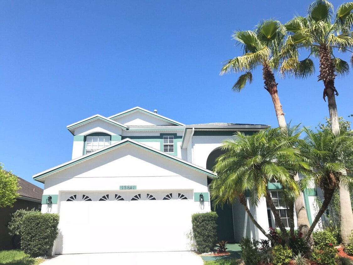 Foto principal - Beautiful Home in the Lakes at Eastwood!