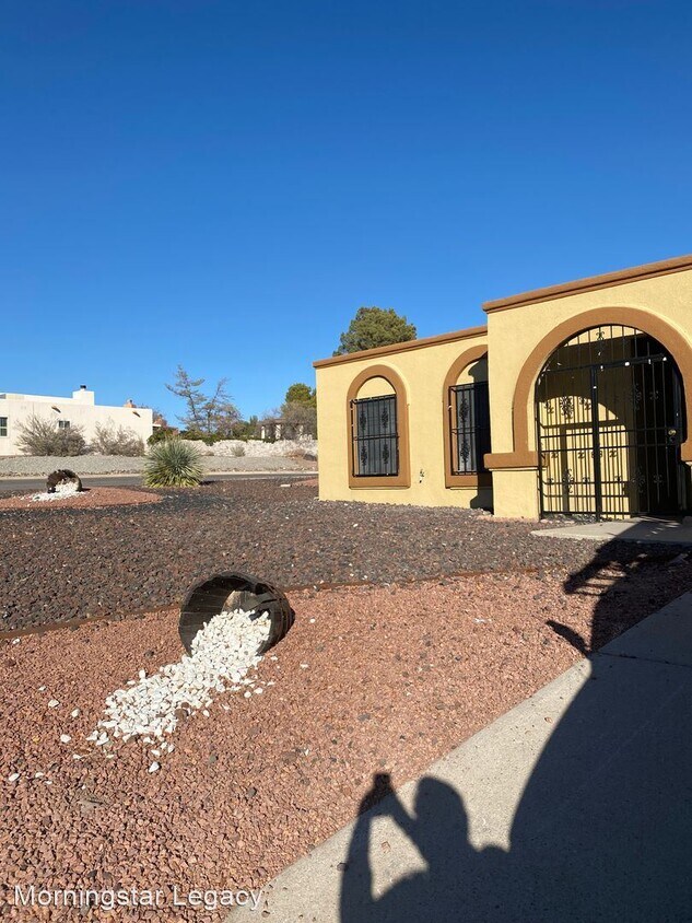 Foto del edificio - 3 br, 2 bath House - 2188 Frontier Dr
