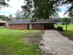 Building Photo - 1405 Lewis St