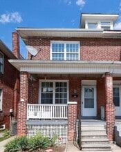 Building Photo - 542 Lamour St