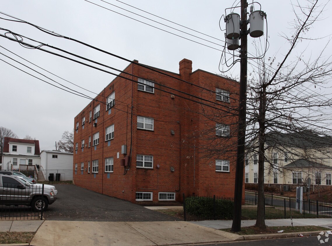 Foto del edificio - Villages of East River