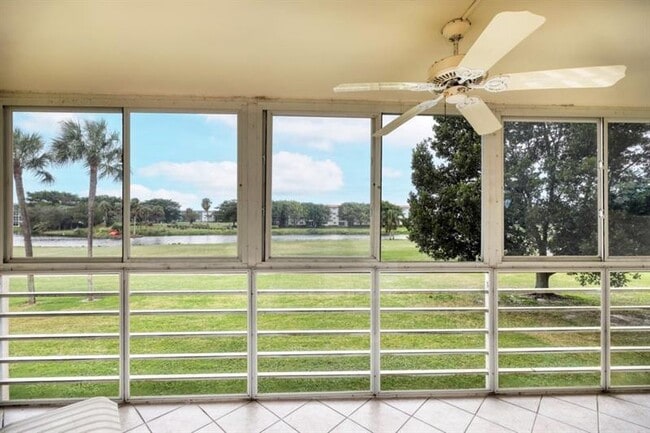 Building Photo - 4402 Martinique Ct