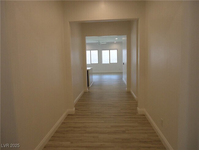 Foto del edificio - 309 Dandelion Brook Ct