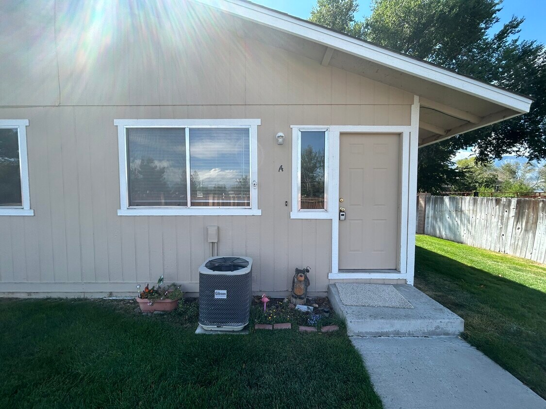 Foto principal - 1183 Town House Cir