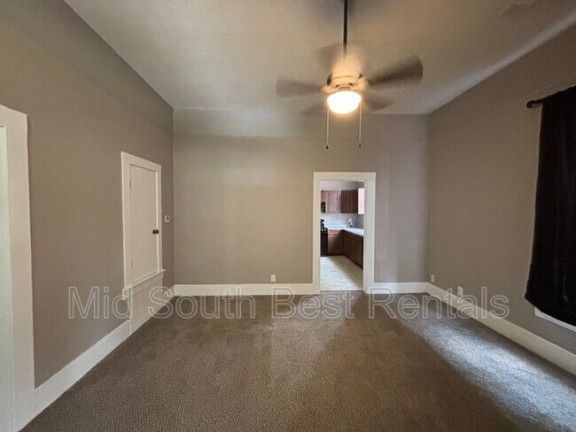 Foto del edificio - 1412 S Izard St