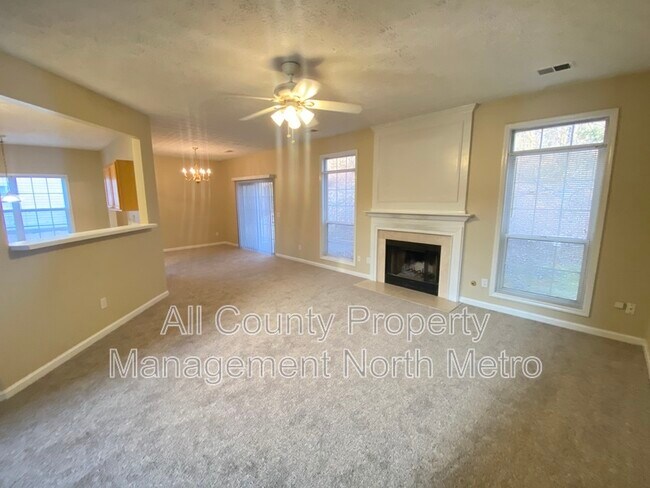 Foto del edificio - 183 Weatherstone Dr