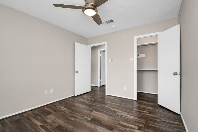 Building Photo - 13002 Kingsmill Dr