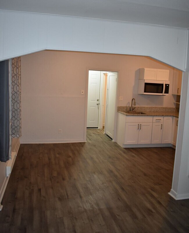 Foto del edificio - 1213 W Pine St