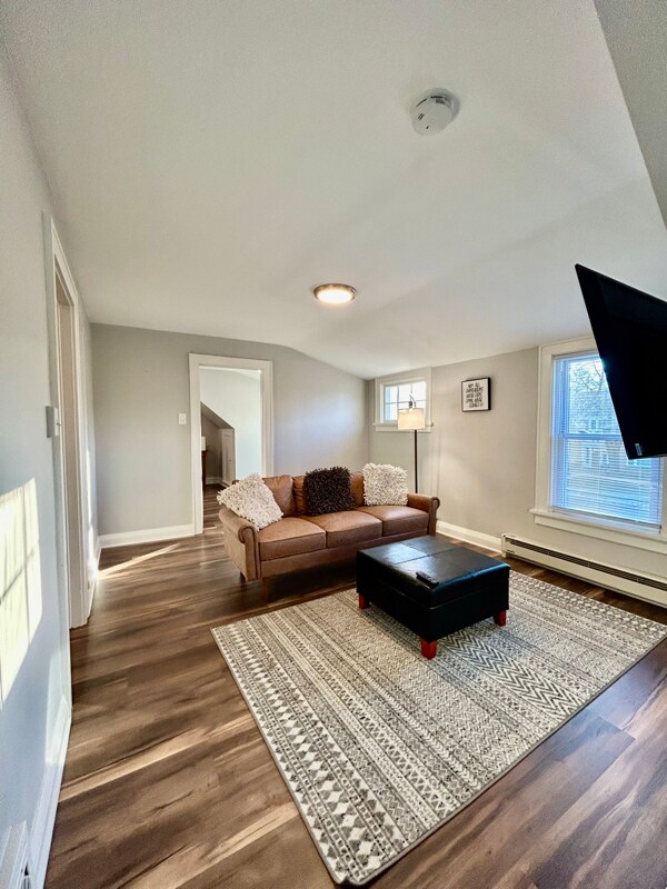 Foto del edificio - 4880 N Mohawk Ave