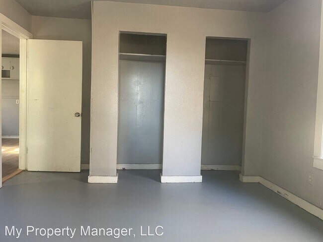 Foto del edificio - 2 br, 1 bath House - 411 W. 64th Street
