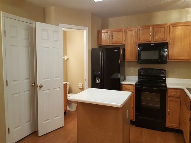Foto del edificio - 4857 Rialto Ridge Dr