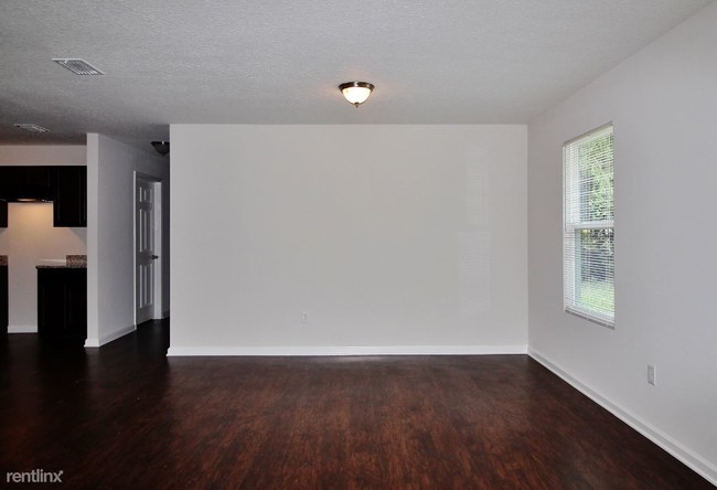 Building Photo - 3 br, 2 bath House - 8795 Adams Ave