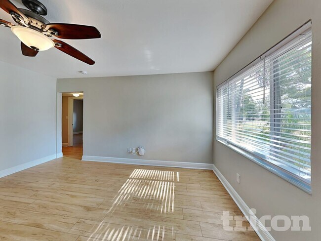 Building Photo - 1362 Admiral Woodson Ln