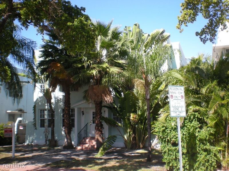 Primary Photo - 744 Jefferson Ave