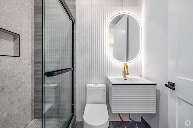 3BR, 2.5BA w/Den - 1,325SF - Primary Bathroom - 232 Gregory Ave
