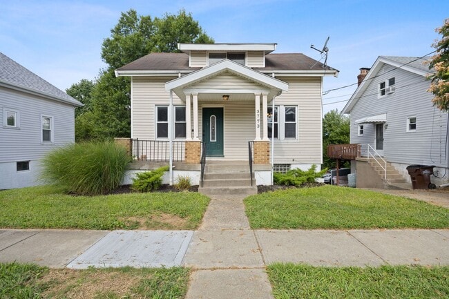 Building Photo - BRIDGETOWN - Charming 3 Bed 2 Bath w 1 Car...