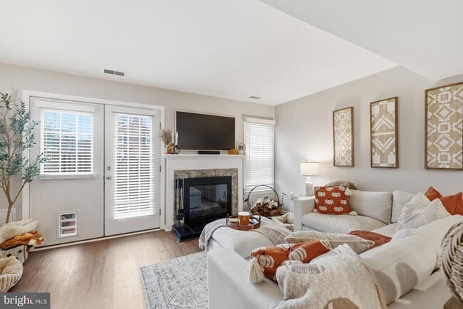 Foto del edificio - 2568 S Arlington Mill Dr