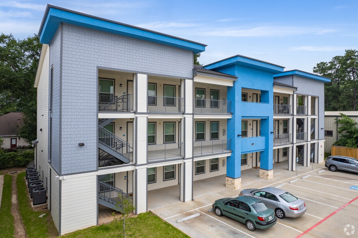 Primary Photo - Azul Apartments