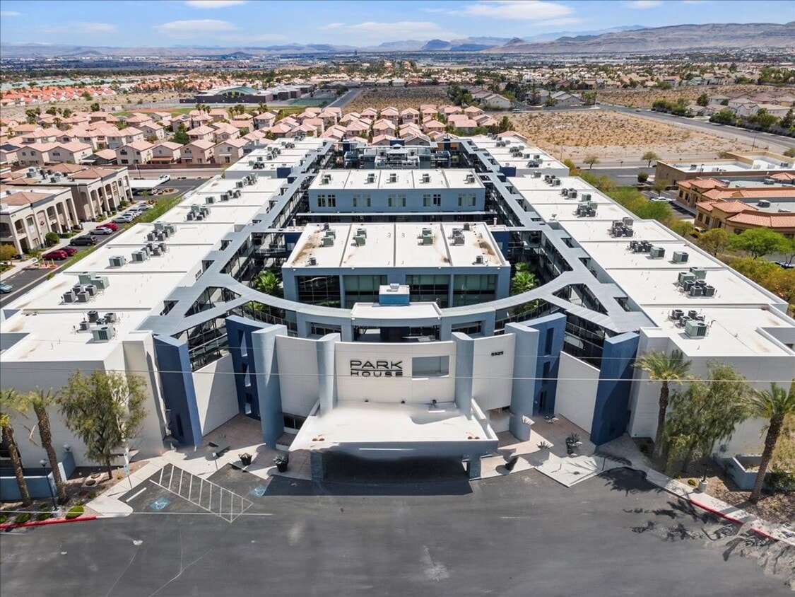 Foto principal - Stunning 2 Bedroom, 2 Bathroom Home!