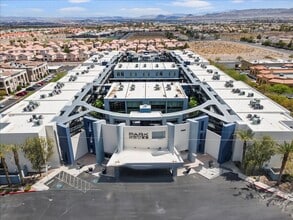 Building Photo - 8925 W Flamingo Rd