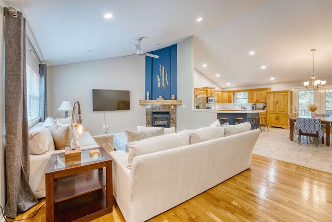 Building Photo - 9 N Cerney Ln