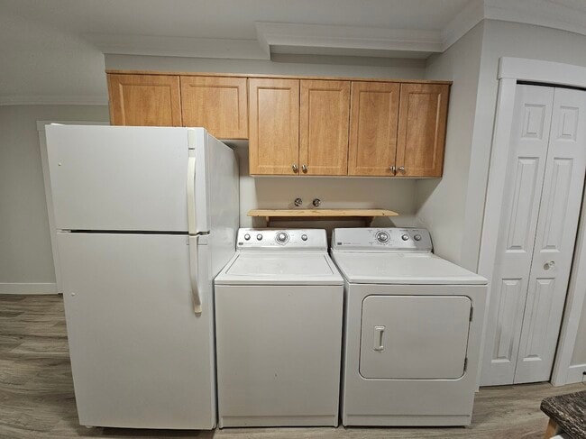 Building Photo - 9705 McNaught Rd