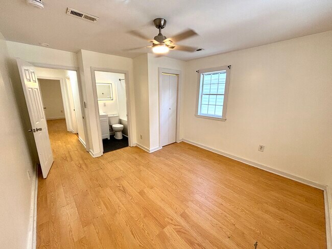 Foto del edificio - 4718 Mint Ave