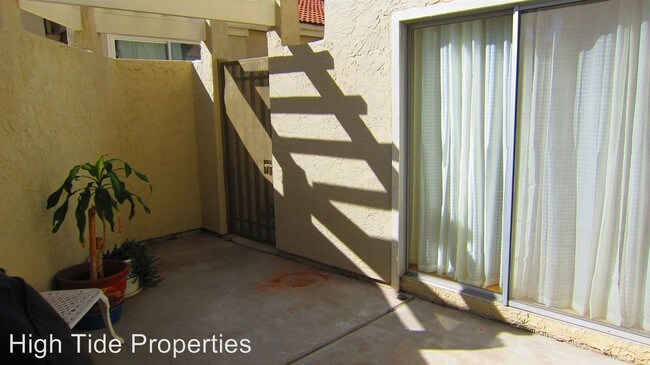 Building Photo - 3 br, 2.5 bath House - 6299 Caminito Carrena
